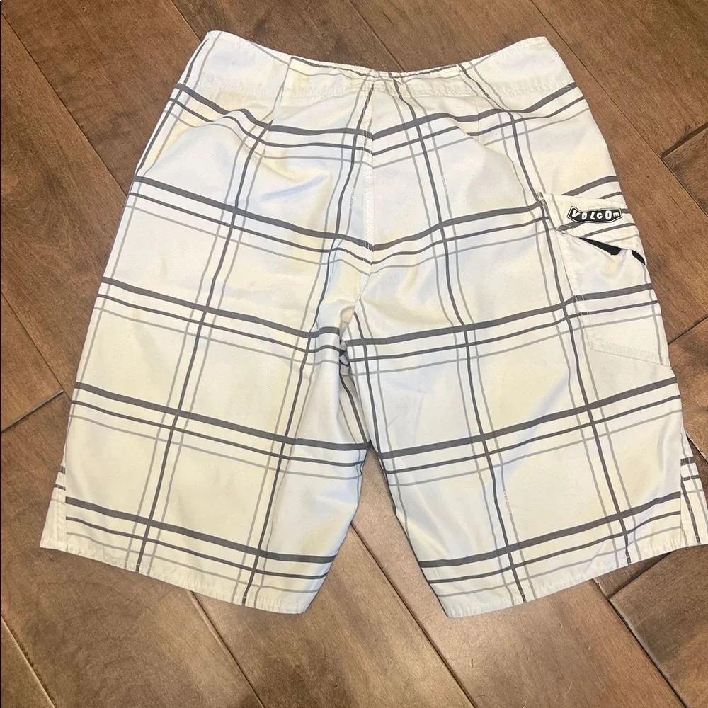 Volcom Men's White and Black Plaid Board Shorts